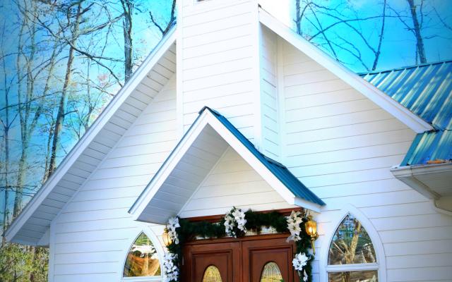 Cupid's Waterfall & Chapel Weddings