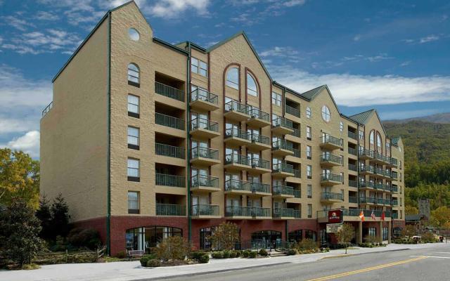 Black Bear Inn & Suites Hotel