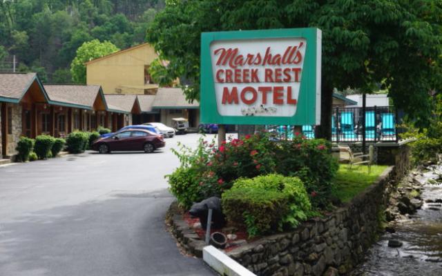 Marshall's Creek Rest Motel | Gatlinburg, TN 37738