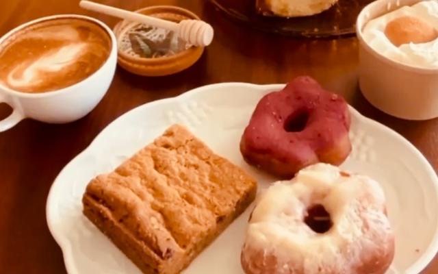 Oh Honey Baked Goods Size Two