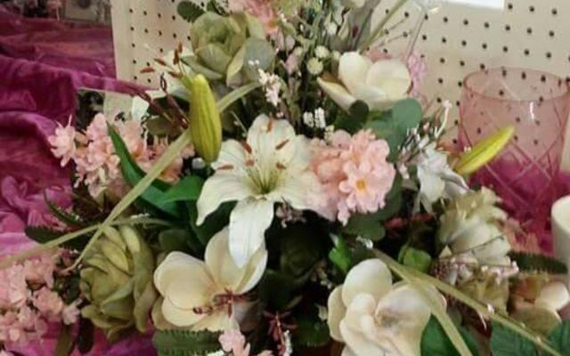 Elliott S Florist Gifts