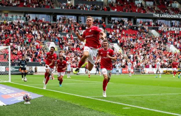 Bristol City vs Portsmouth at Ashton Gate Stadium