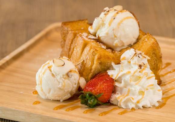 I Am Frozen Dessert Cafe