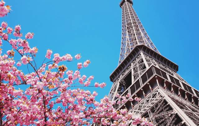 8. La Romance in Paris