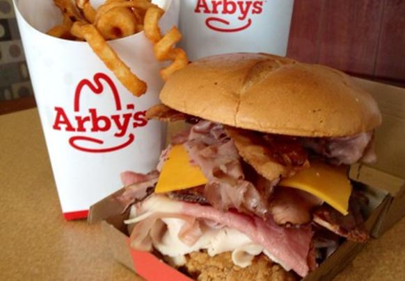 Arbys Holiday Hours 2022