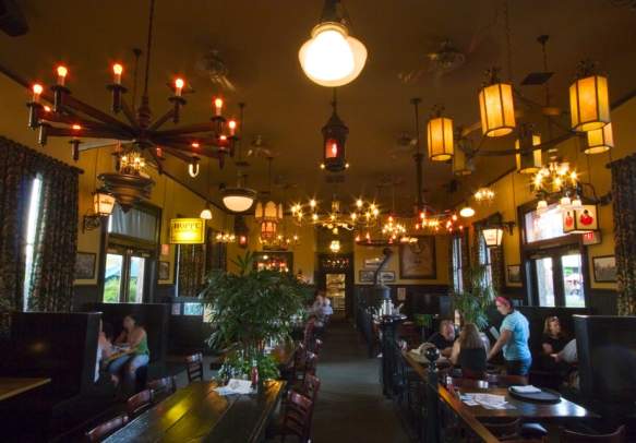 McMenamins - Roseburg Station Pub & Brewery