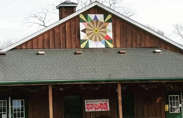 Broom's Bloom Barn Quilt