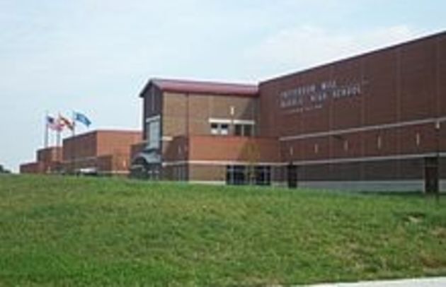 220px-Patterson_Mill_Middle_High_School.jpg