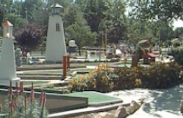 Mini golf