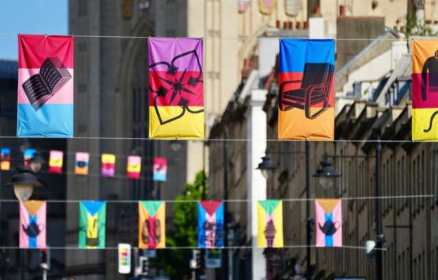 PS. With Love: Park Street