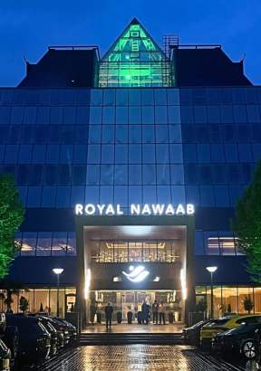 The Royal Nawaab Pyramid