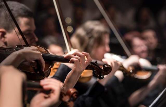 Candlelight: A Tribute to Queen