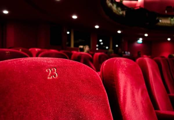 Live Forever – The Rise of Oasis