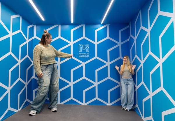 Fun for the Whole Family This Easter: Museum of Illusions