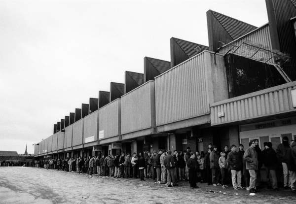 Oasis Fans 1994 - 1997 Exhibition