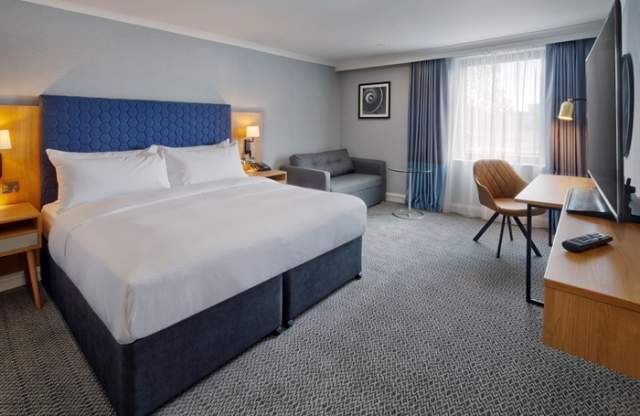 DoubleTree by Hilton Manchester Airport