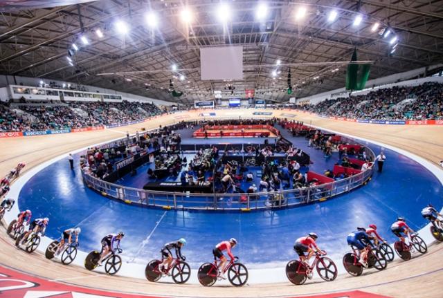 Track cycling manchester hot sale