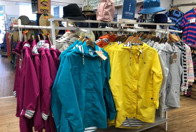 Tillys clothing shop