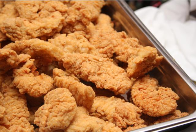 Blue Store Chicken 3 - North Boulevard