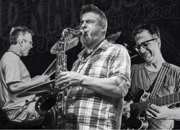 Live Music on the Taproom Patio