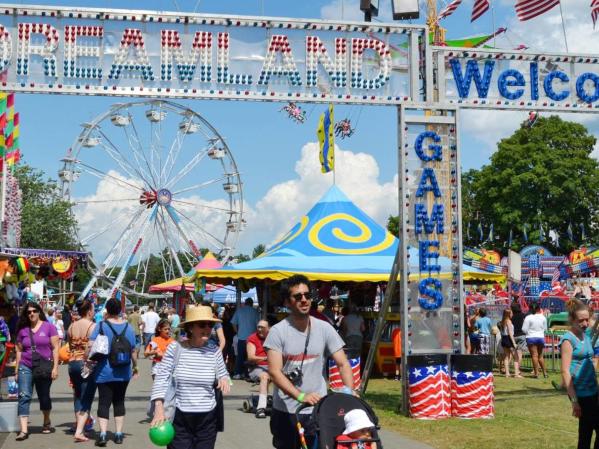 Fair Oaks Mall Carnival