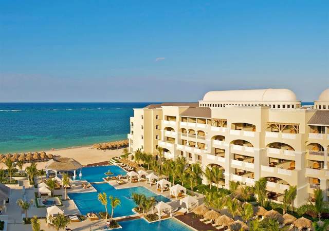 Jamaica’s Iberostar Grand Hotel Rose Hall Awarded Best All-Inclusive Hotel By Apple Vacations
