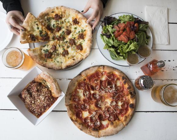 Federalist Pizza and Craft Beer