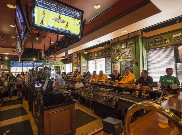 Best Places to Watch March Madness