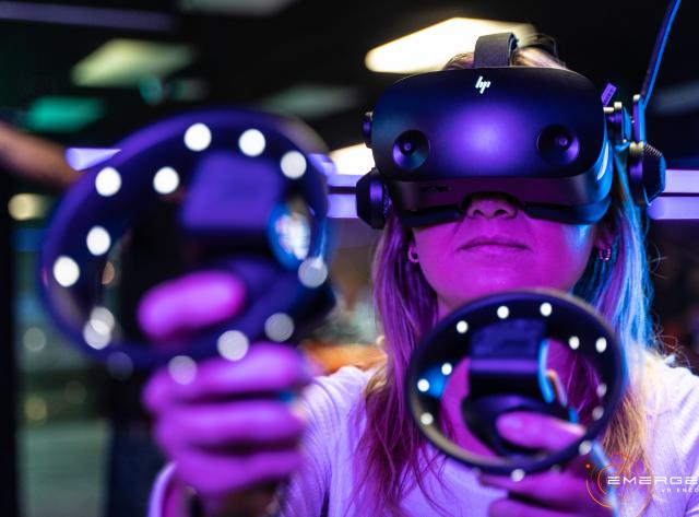 Virtual Reality Close Up