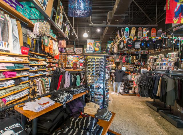 Zumiez