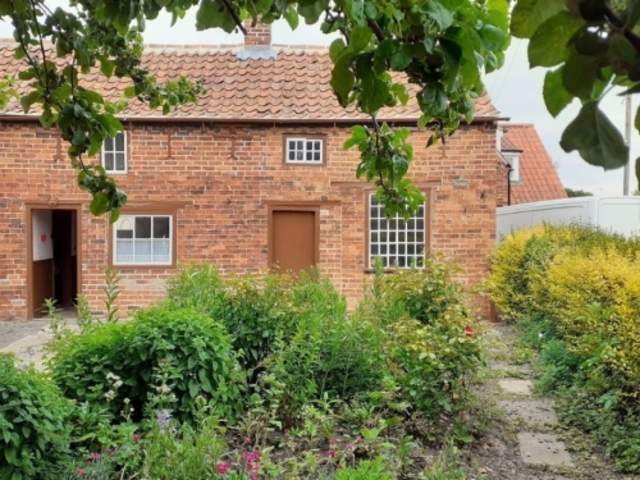 Mrs Smith's Cottage