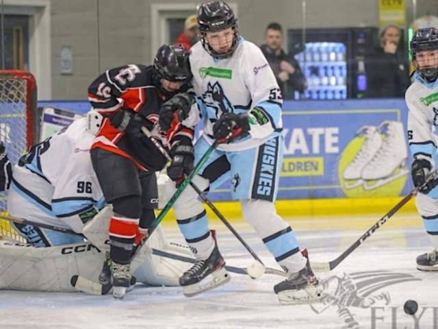 Bristol Huskies Vs Guildford Lightning at Planet Ice Bristol