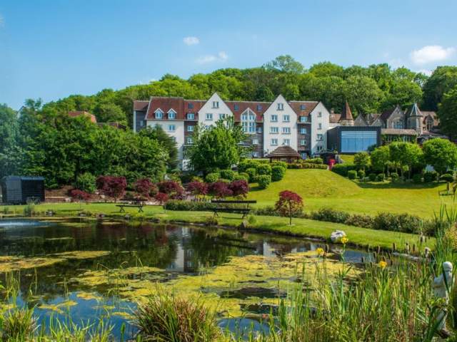 DoubleTree by Hilton Cadbury House