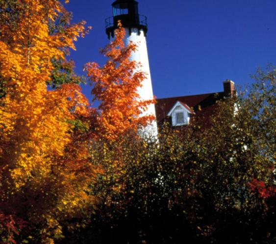 20+ Point Iroquois Light Station