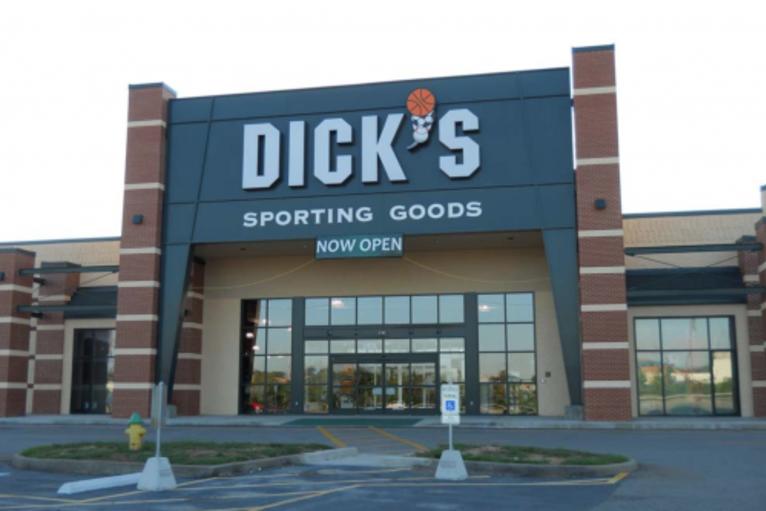 dickssporting_med.png