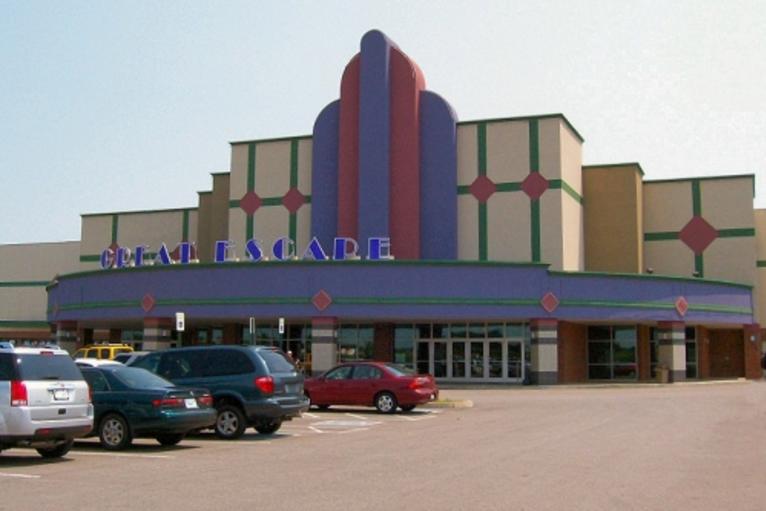 movie theaters in clarksville tennessee