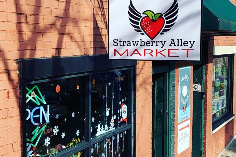 Strawberry Alley Market