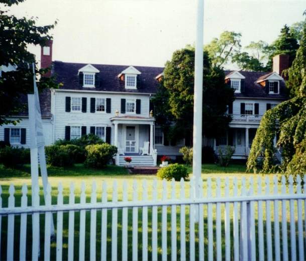 Sagtikos Manor