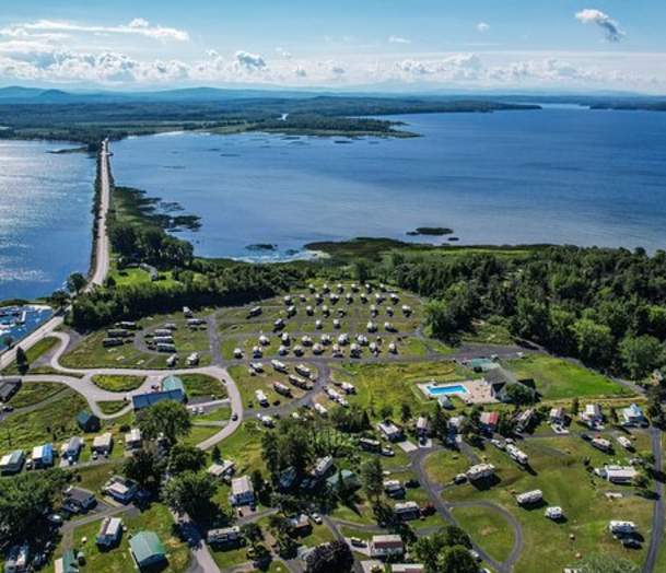 Apple Island Resort