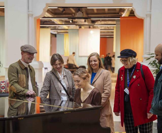 Belfast Music Walking Tour