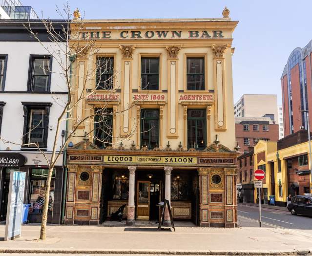 Crown Liquor Saloon