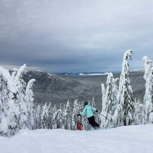 Guide to Skiing From Eugene