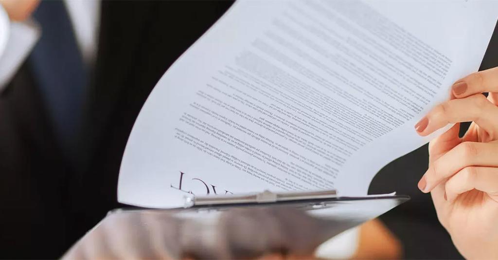 The Halpin Firm - Contract Stock Photo