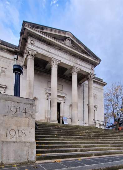 Stockport War Memorial Art Gallery