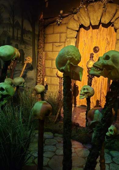 The  Crystal Maze LIVE Experience introduces new game in time for Halloween