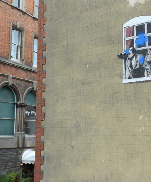 Banksy Grafitti Well-Hung Lover