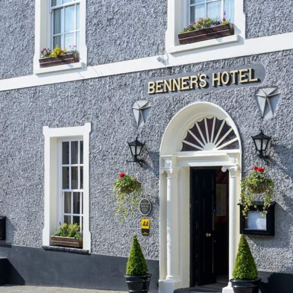 Dingle Benners Hotel