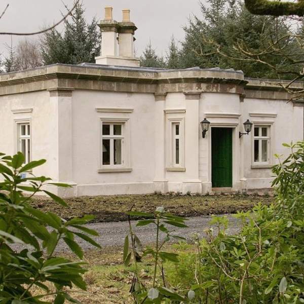 Triumphal Arch Lodge