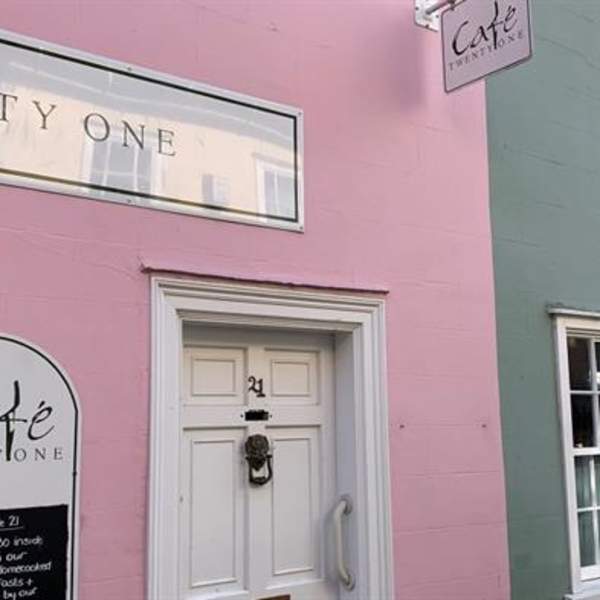 Cafe 21