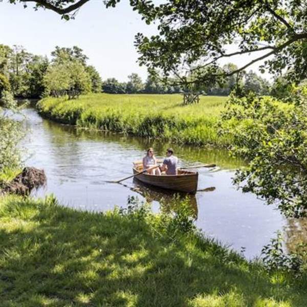 Boat Hire in Dedham